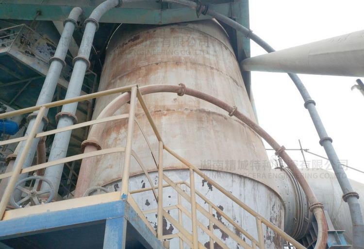 美运行一年的mg冰球突破特瓷耐磨陶瓷管道外观无破损、运行无走漏