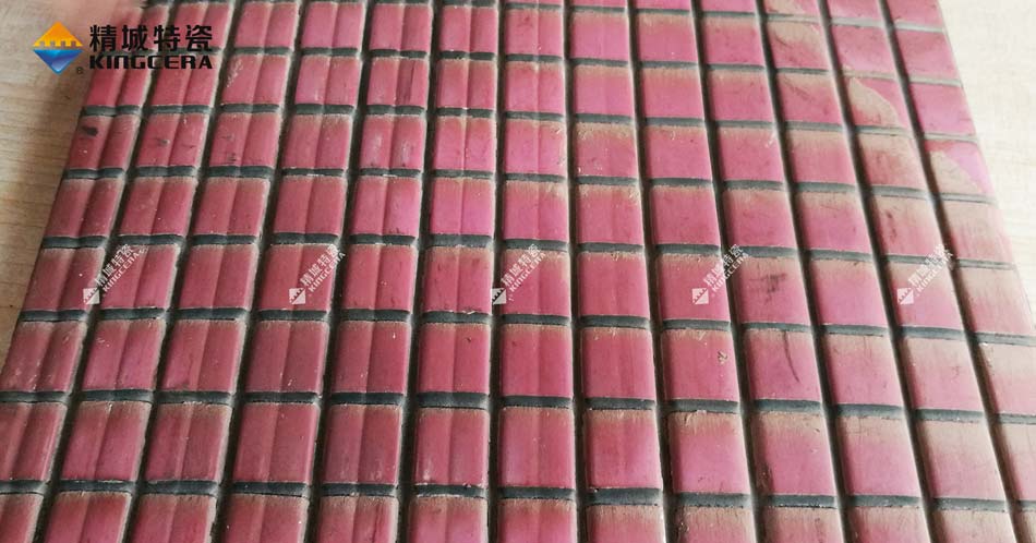 mg冰球突破耐磨陶瓷衬板在圆筒混淆机中的应用及效果